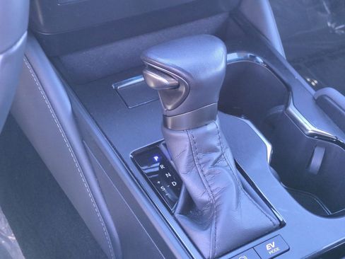 Certified 2023 Lexus ES 300h Ultra Luxury image 27