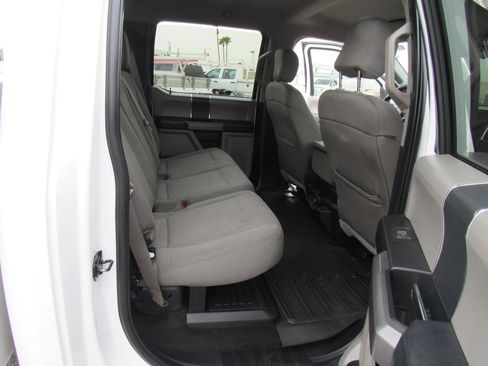 Used 2018 Ford F350 XLT AWD/4WD image 12