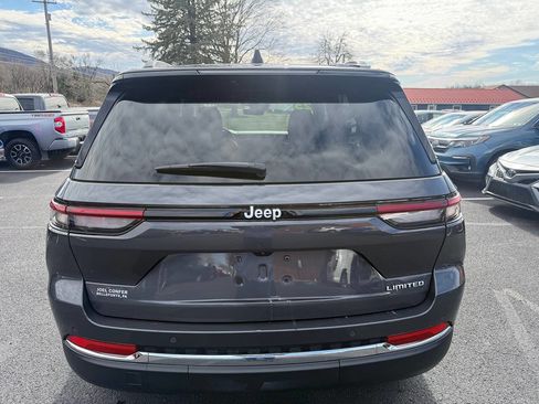 Used 2025 Jeep Grand Cherokee Limited w/ Trailer Tow Package image 6