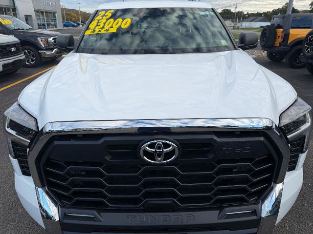 Used 2025 Toyota Tundra SR5 w/ TRD Off-Road Package AWD/4WD image 5