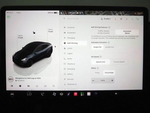 Used 2025 Tesla Model Y Long Range RWD image 29