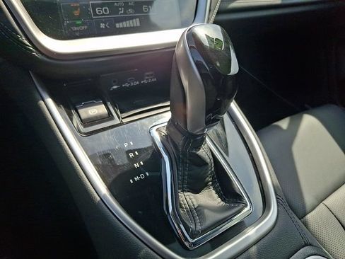 Certified 2025 Subaru Outback Limited AWD/4WD image 16
