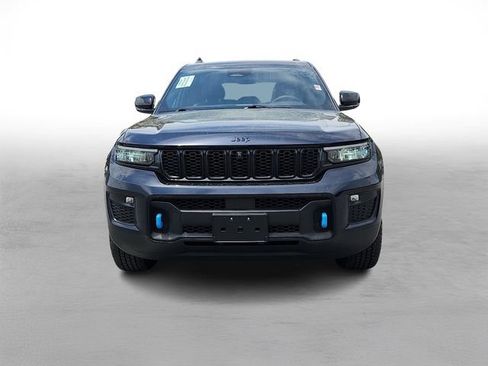 Used 2023 Jeep Grand Cherokee Trailhawk AWD/4WD image 2