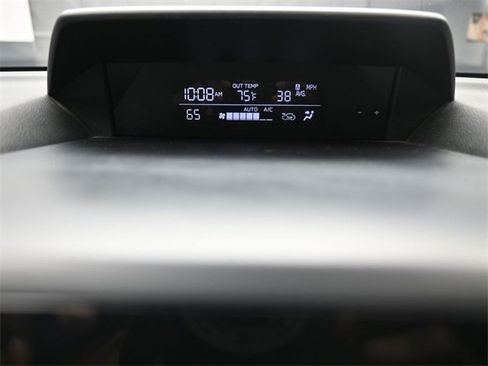 Used 2020 Subaru Crosstrek 2.0i Premium w/ Moonroof Package 2 image 11