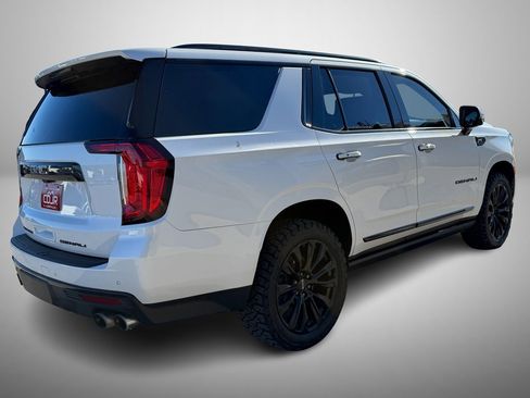 Used 2022 GMC Yukon Denali w/ Denali Ultimate Package image 3