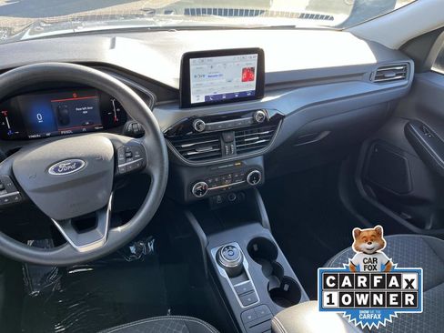 Used 2025 Ford Escape Active image 13