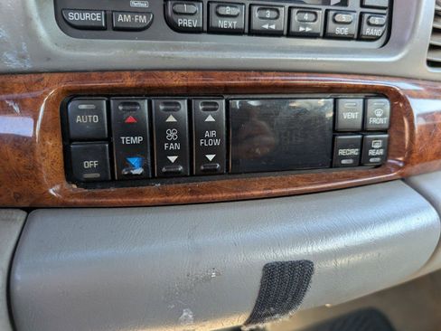 Used 2000 Buick Le Sabre Limited w/ Prestige Opt Pkg FWD image 17
