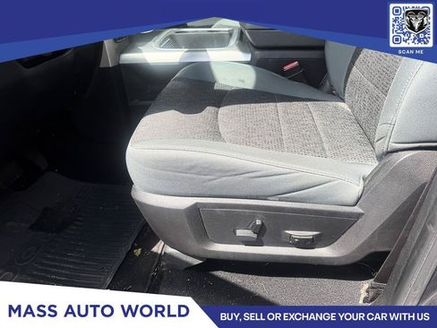 Used 2016 RAM 1500 Big Horn AWD/4WD image 9