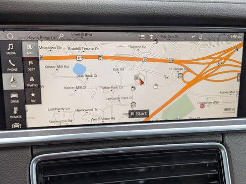 Used 2017 Porsche Panamera 4 image 22