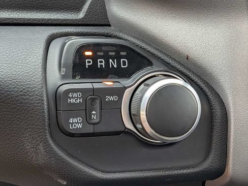 Used 2024 RAM 2500 Big Horn AWD/4WD image 22