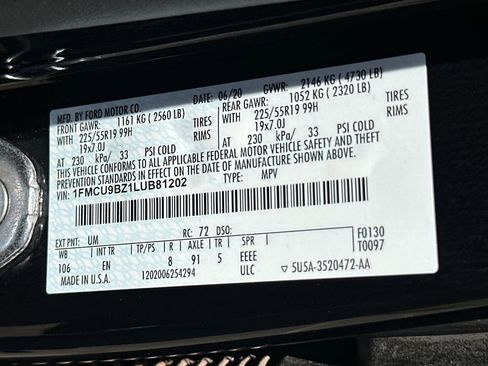 Used 2020 Ford Escape SE Sport image 23