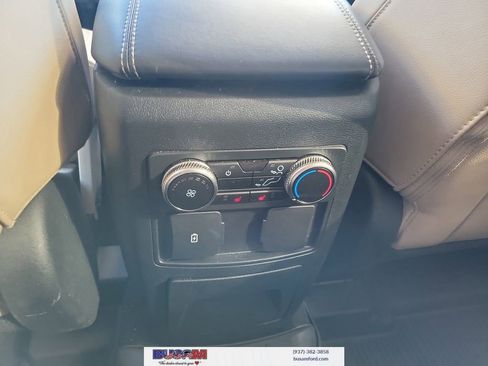 Used 2023 Ford Explorer Limited AWD/4WD image 10