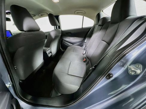 Used 2025 Toyota Corolla LE FWD image 28