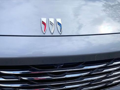 Used 2024 Buick Envision Preferred image 5