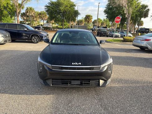 Used 2025 Kia K4 LXS image 8
