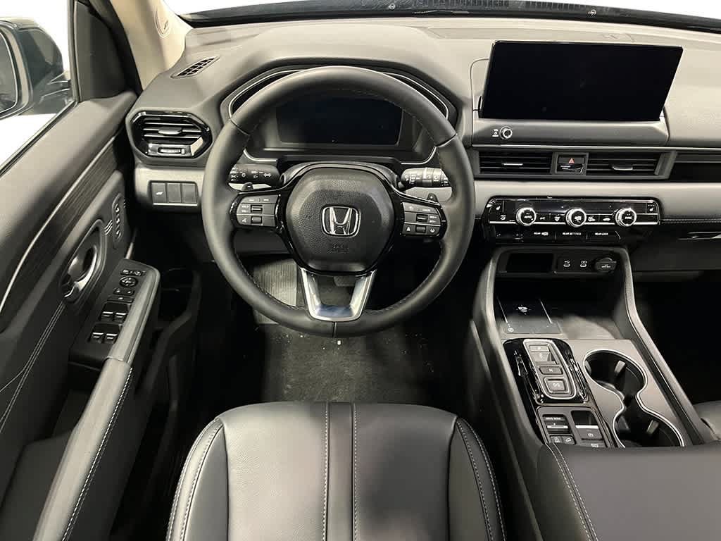 New 2026 Honda Pilot Touring image 17
