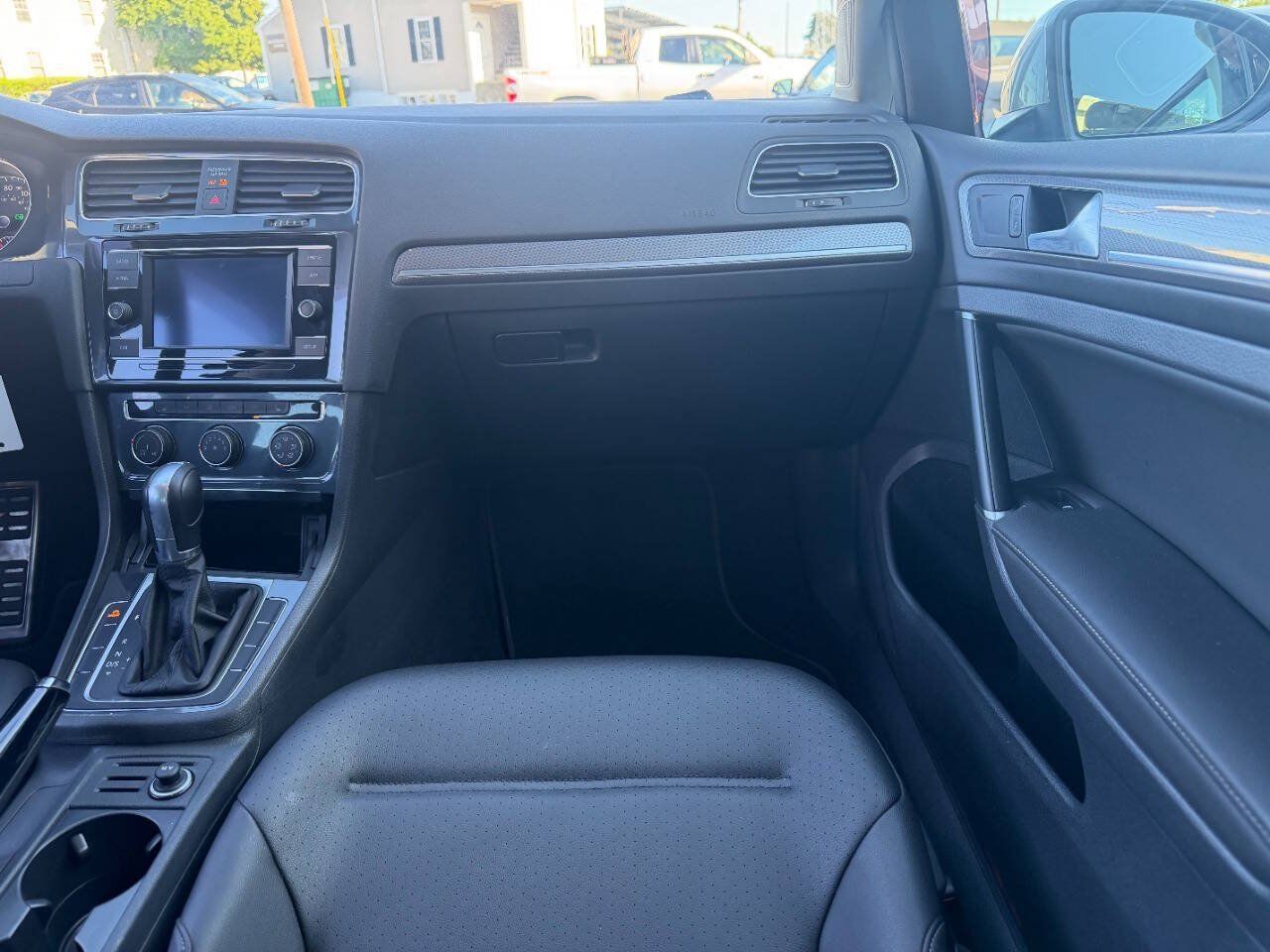 Used 2019 Volkswagen Golf Alltrack S AWD/4WD image 25