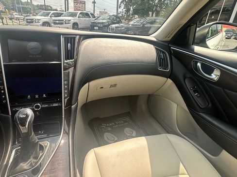 Used 2018 INFINITI Q50 Luxe AWD/4WD image 21