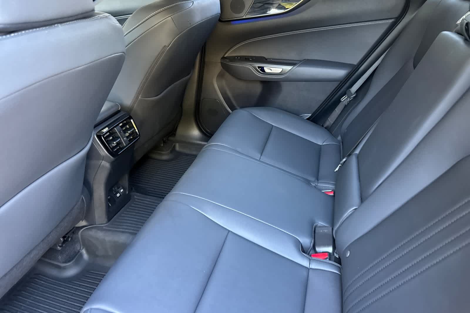 Certified 2026 Lexus NX 350h AWD w/ Accessory Package (2T) image 4