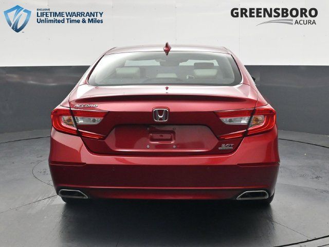 Used 2018 Honda Accord Touring image 6