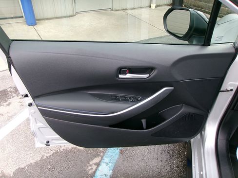 Used 2022 Toyota Corolla SE image 16