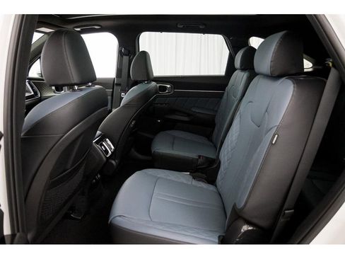 New 2025 Kia Sorento SX Prestige image 12