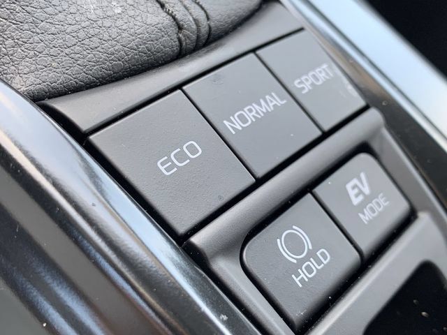 Used 2026 Toyota Camry LE FWD image 28