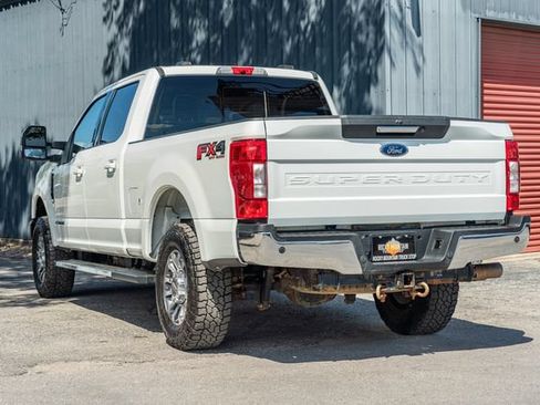 Used 2022 Ford F250 Lariat w/ Lariat Value Package AWD/4WD image 4