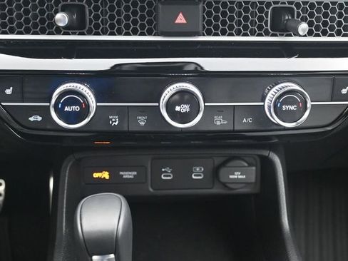 Certified 2025 Honda Civic Sport image 18