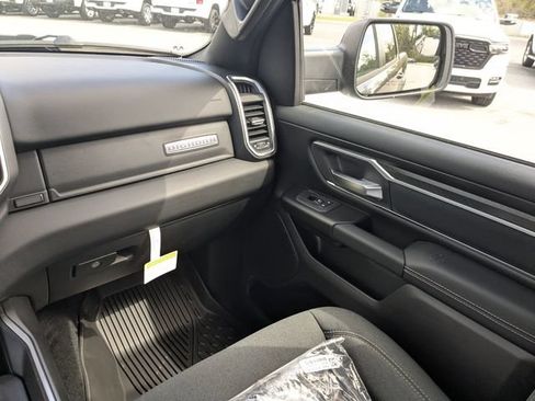 New 2026 RAM 1500 Big Horn AWD/4WD image 17
