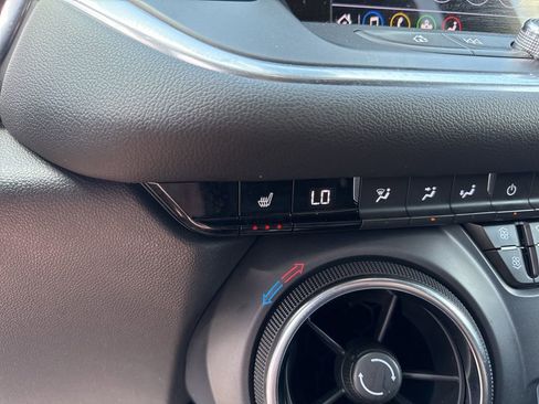 Used 2022 Chevrolet Blazer LT image 22