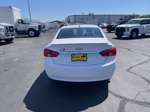 Used 2014 Chevrolet Impala LT w/ Convenience Package FWD image 7