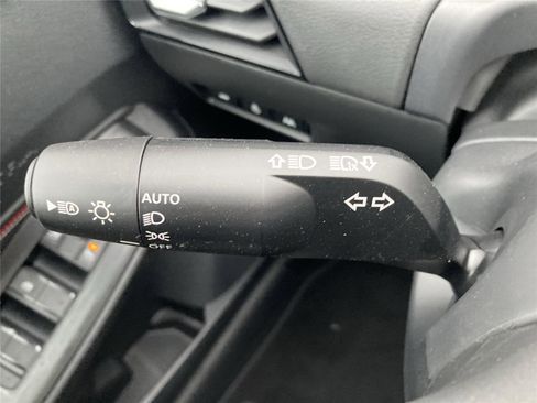 New 2026 Nissan Sentra SR w/ SR Premium Package image 23