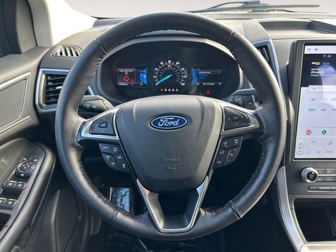 Used 2024 Ford Edge SEL image 14