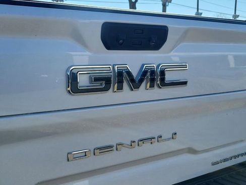 Certified 2024 GMC Sierra 2500 Denali Ultimate image 9