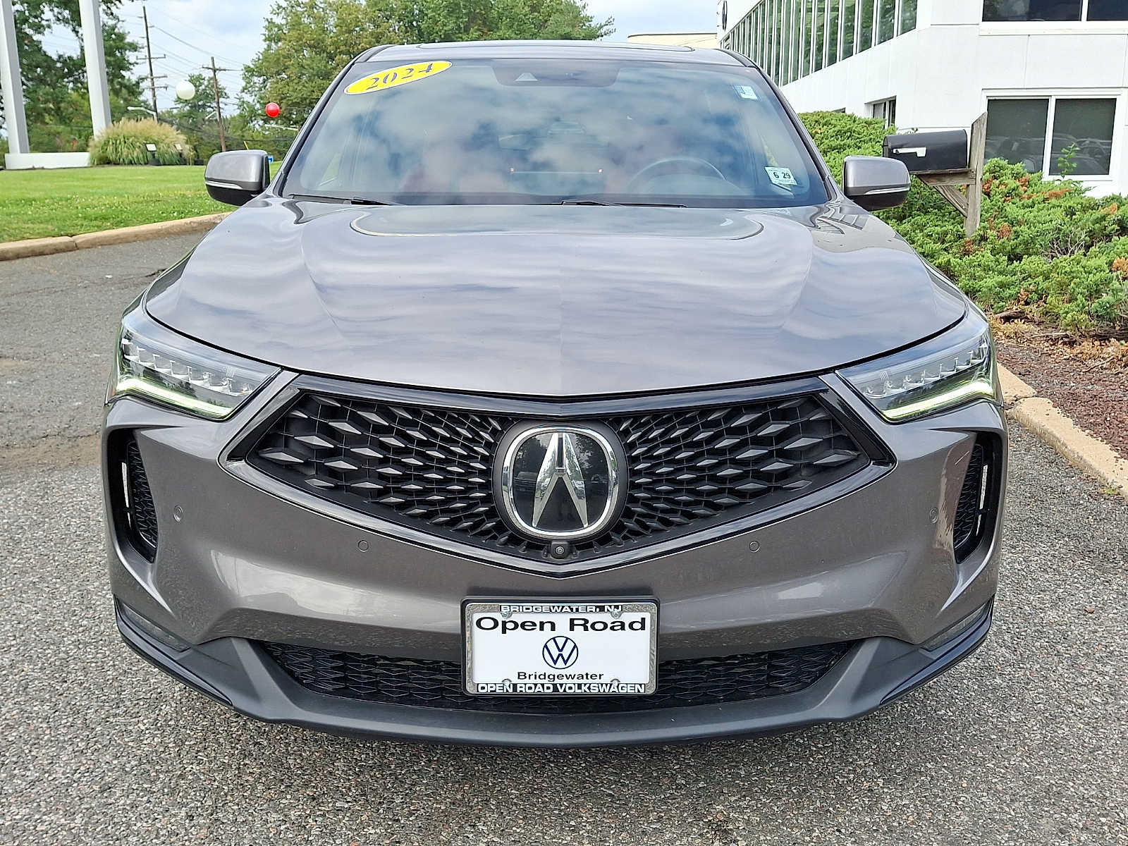 Used 2024 Acura RDX w/ Advance Package AWD/4WD image 2