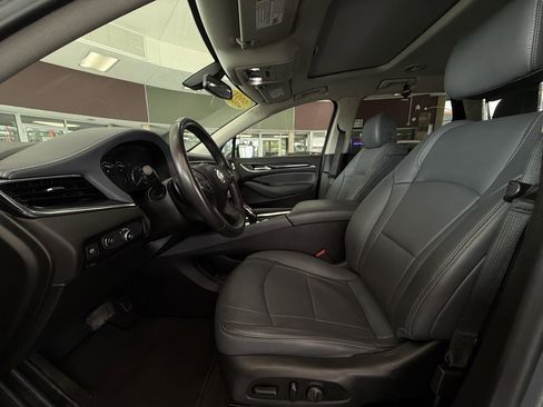 Used 2021 Buick Enclave Essence w/ LPO, Touring Package image 28