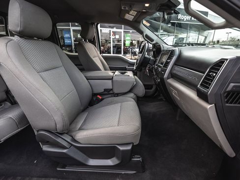 Used 2021 Ford F250 XLT w/ XLT Premium Package image 33