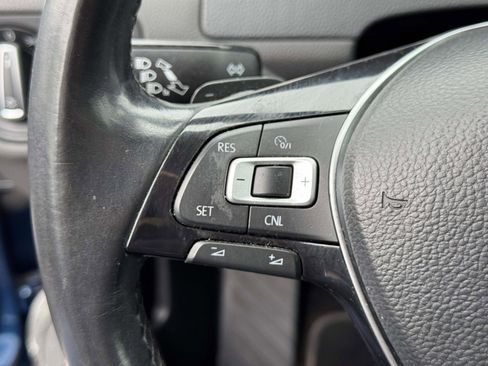 Used 2015 Volkswagen Golf S FWD image 17