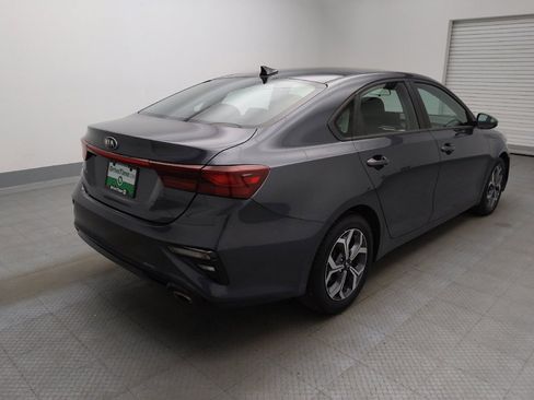 Used 2021 Kia Forte LXS FWD image 9