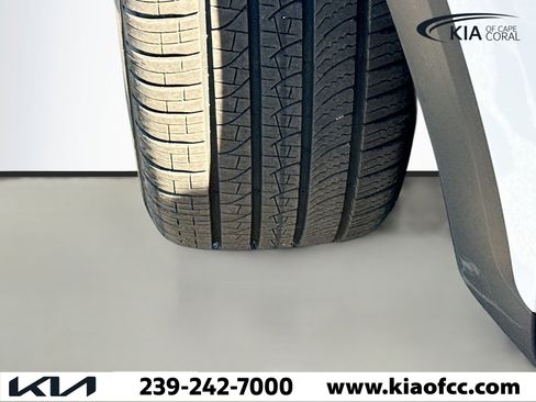 Certified 2023 Kia Telluride S image 43