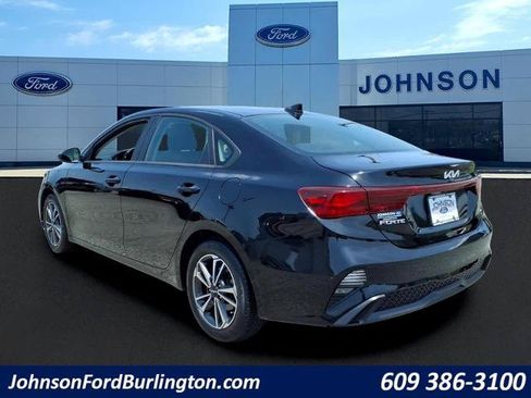 Used 2024 Kia Forte LXS FWD image 5