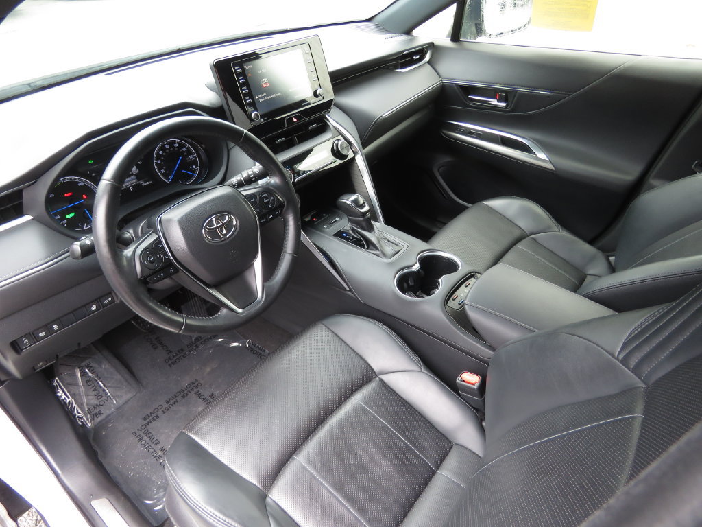 Used 2021 Toyota Venza XLE w/ Softex Package AWD/4WD image 11