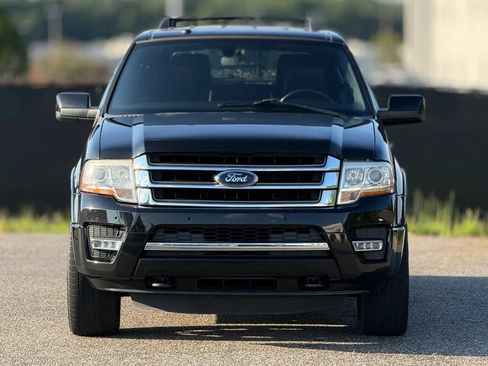 Used 2017 Ford Expedition Limited AWD/4WD image 5