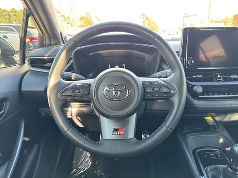 Used 2025 Toyota Corolla Premium image 13