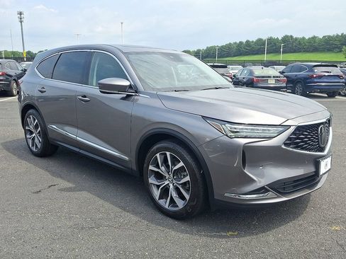 Certified 2024 Acura MDX SH-AWD w/ Technology Package image 3