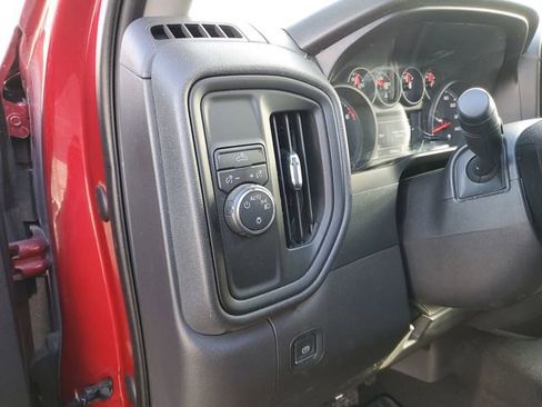 Used 2020 Chevrolet Silverado 1500 Custom w/ Custom Value Package image 16