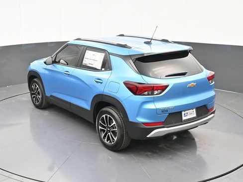 New 2026 Chevrolet TrailBlazer LT w/ Convenience Package FWD image 59