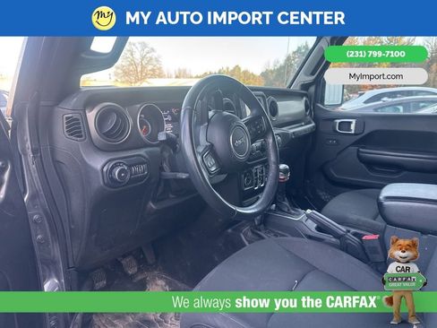 Used 2018 Jeep Wrangler Unlimited Sport S image 8