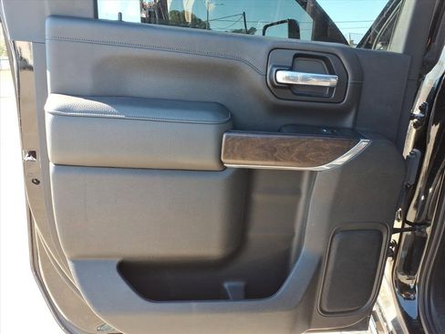 Used 2020 GMC Sierra 2500 Denali w/ Denali Ultimate Package image 21